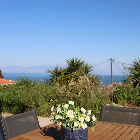 Savvina, Sea Views Akrata Near & Villa Aigeira