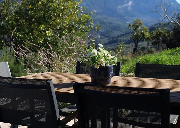 Villa Savvina, Sea Views Akrata Near &