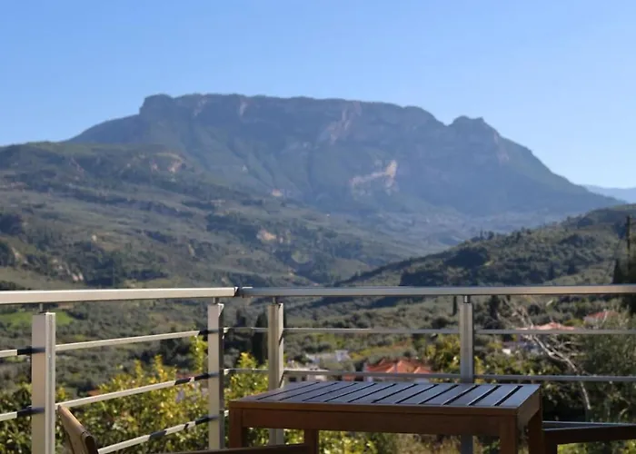 Savvina, Sea Views Akrata Near &